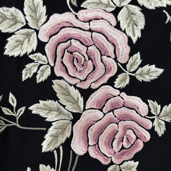 Maggy London Lined Sheath Dress Size 8 Black Elegant Floral Embroidered Wedding - Picture 3 of 15